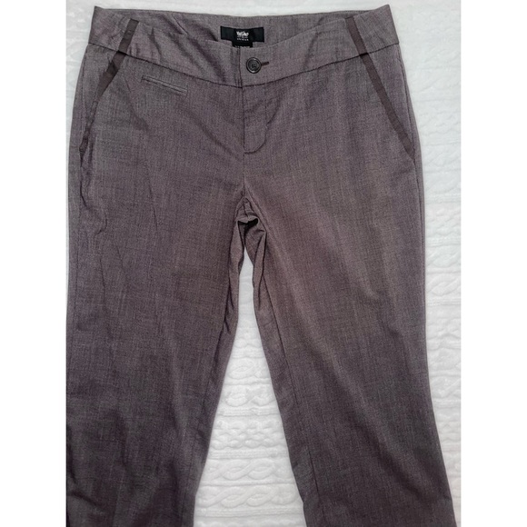 Women’s Dark Gray Mossimo Stretch Capri Bottoms 🖤 - Picture 14 of 17